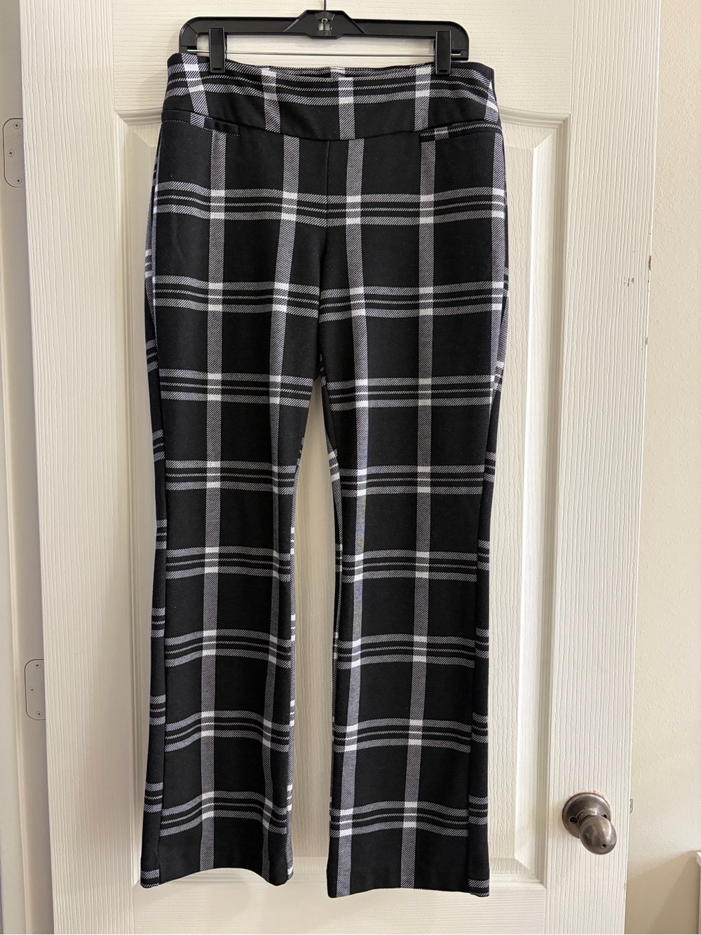 New York & Company Black and White Plaid Straight-Leg Ponte Pants